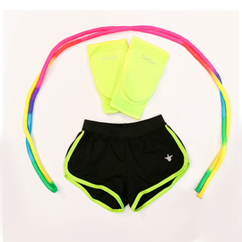 סט לאימונים בצבעים זוהרים