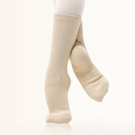 גרביים אלסטיות מקצועיות בצבע בז׳ לריקוד ומחול